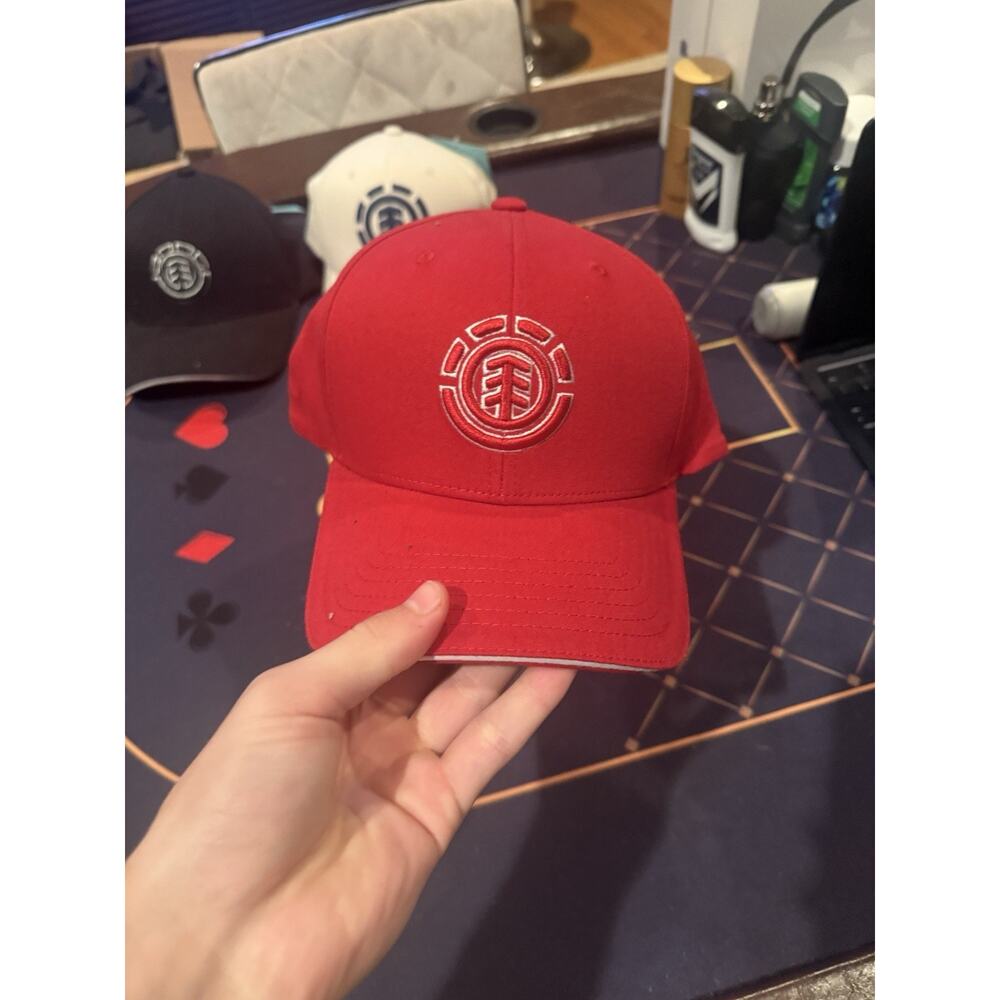 Red SnapBack Elements - Picture 5 of 5